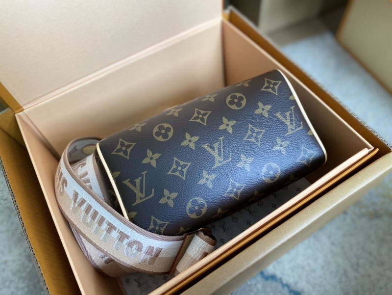 LV Speedy Bags